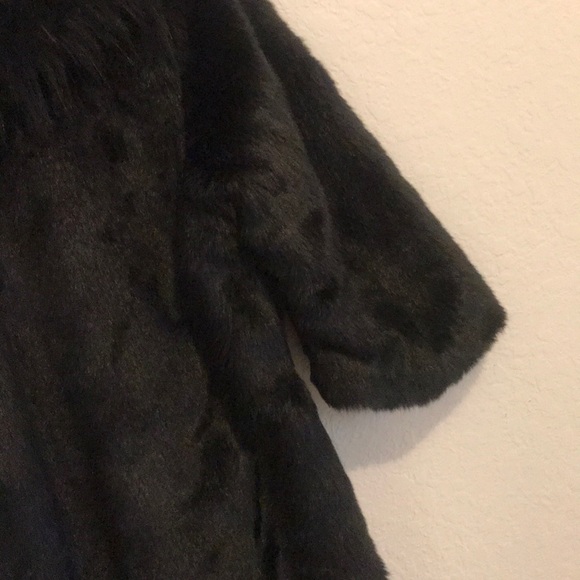 Coat - Picture 6 of 6